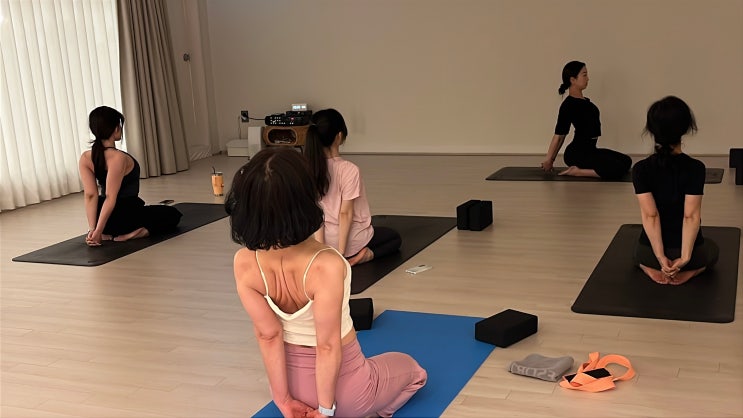  괴정동 요가 하체 부종 순환을 돕는 이완 요가의 효과