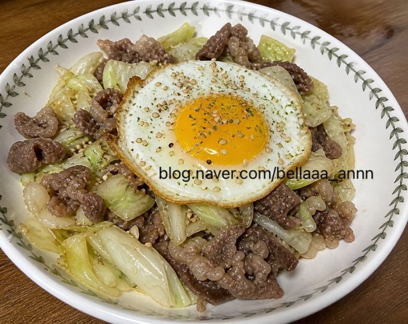 [다이어트 식단]우삼겹양배추덮밥 맛있게 살빠지는 덮밥 이거먹고 10kg뺌