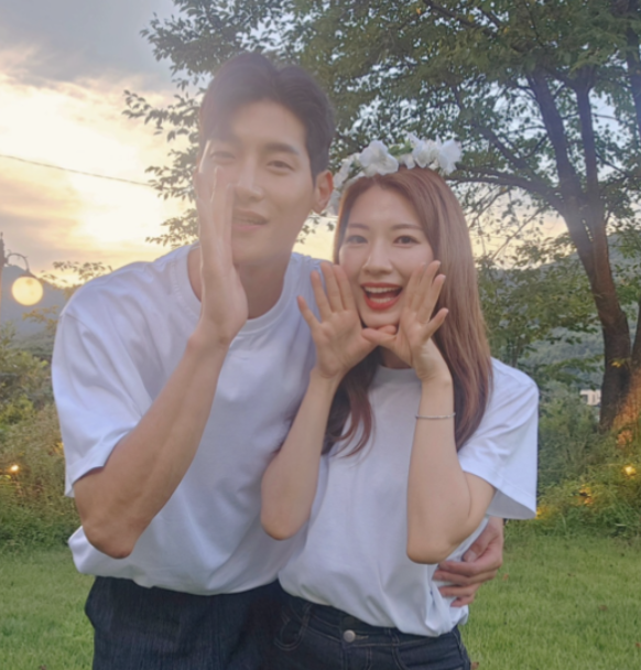   돌싱글즈6 희영 진영 결혼 발표! 재혼 너머 진짜 가족이 되는 두 사람의 용기