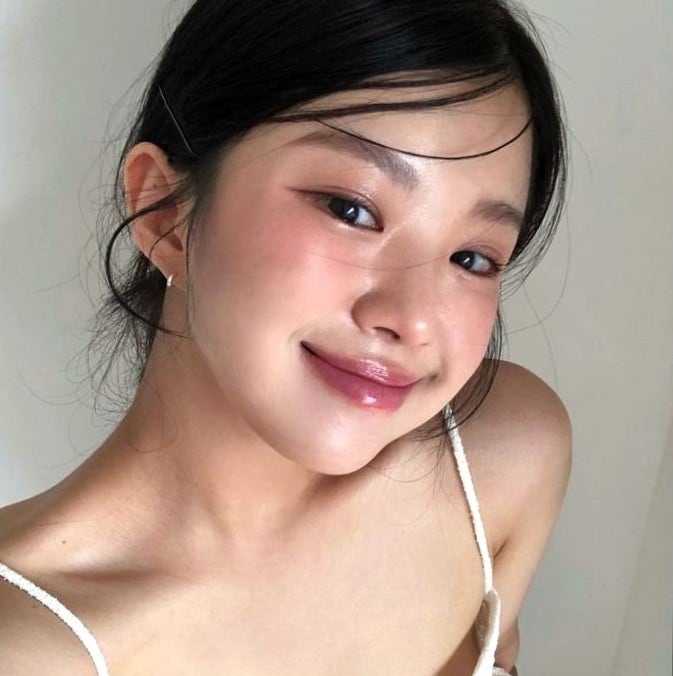  요즘 유독 피부 좋아 보이는 사람, 딱 3가지가 다릅니다