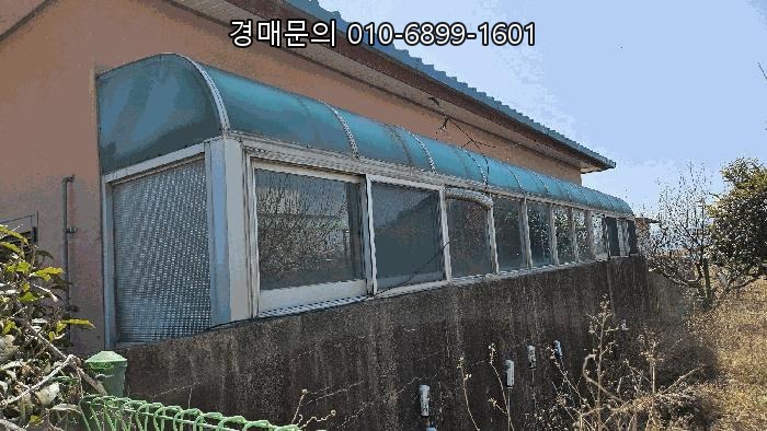  5번 유찰로 감정가 25%대! 남해대교 인근 바다 조망 경남 사천시 노룡동 주택 지분 경매 2025타경30651