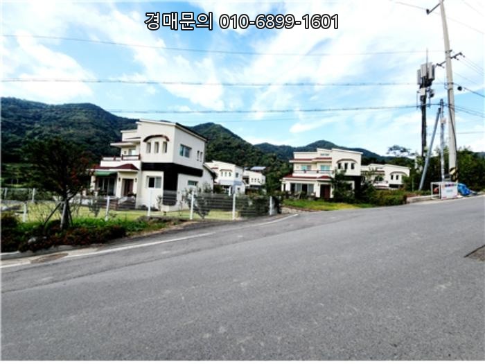  대구 달성군 유가읍 초곡리, 쾌적한 자연 속 전원주택 경매! 넓은 토지와 함께하는 미래 가치 높은 투자 기회 [2024타경42291]