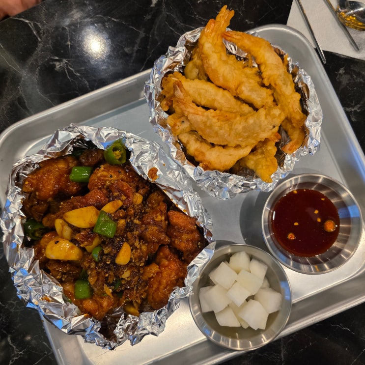 [마곡 삼덕통닭] 발산역 치킨 맛집: 순살 삼미통닭 한마리와 새우튀김 - 발산 술집