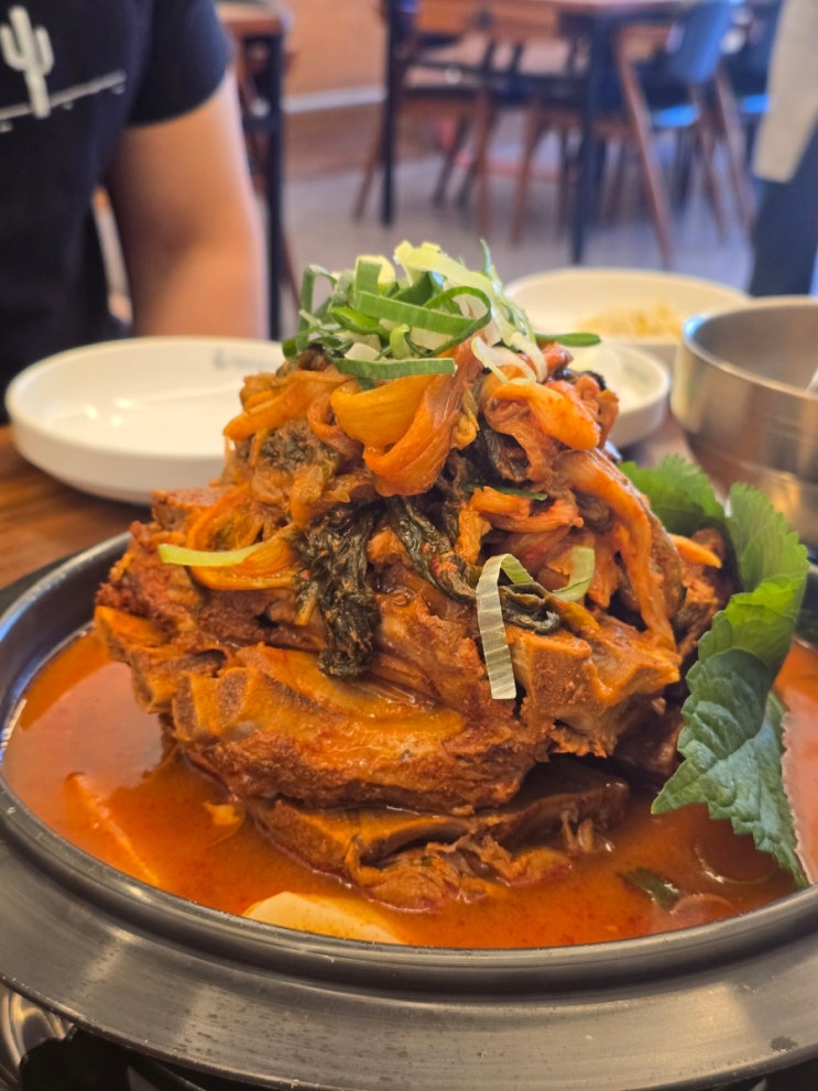  목포평화광장맛집 청년감자탕순대국 양많은산더미뼈해장국