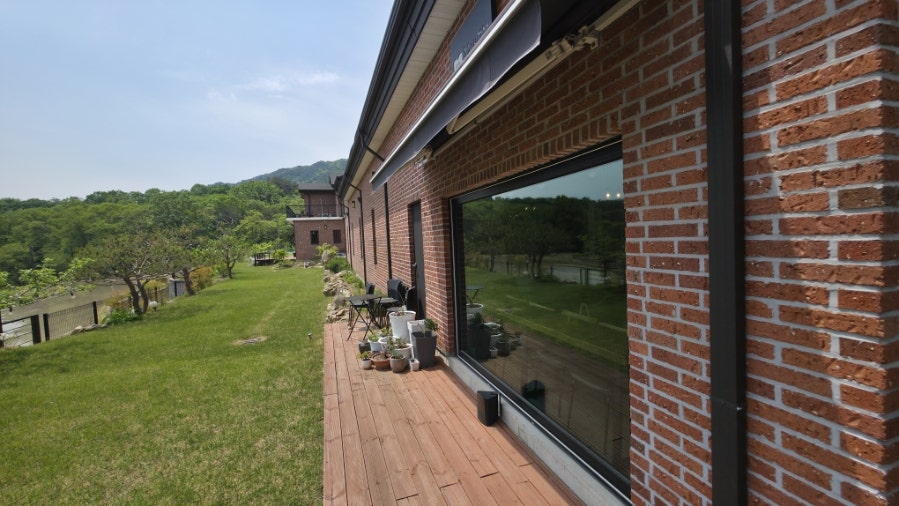 홍두깨책방&카페 사진 2