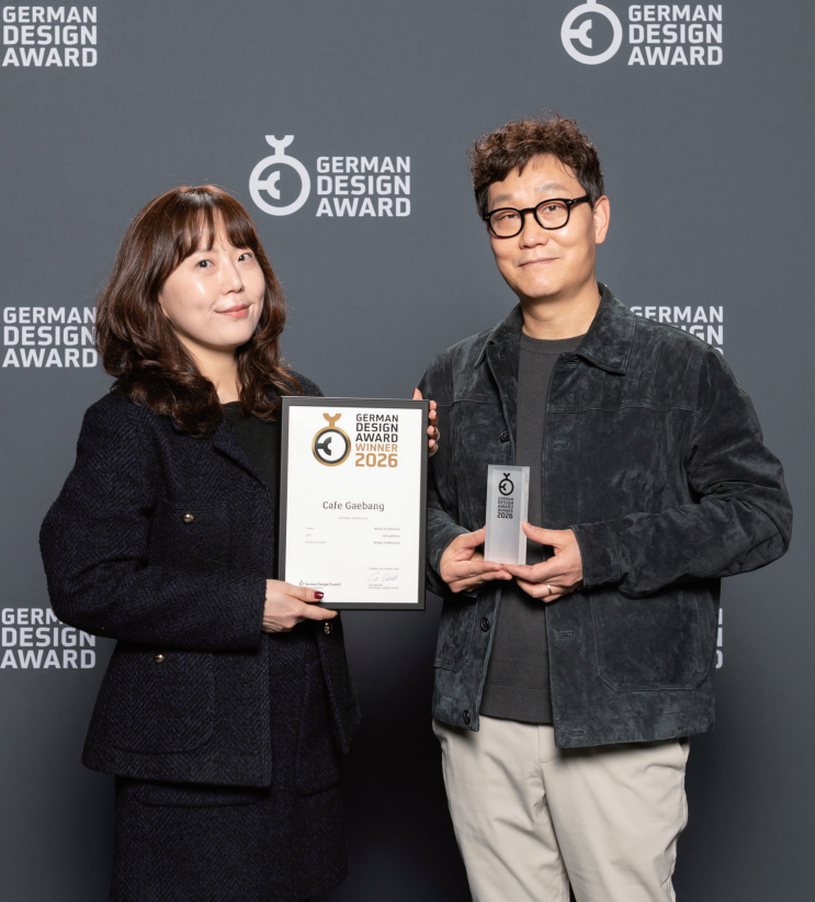  흔적을 설계하다, 공간이 브랜드가 되는 순간 / 디자인스튜디오 쏭(DESIGN STUDIO SSONG) 송수현 소장, 강민정 실장