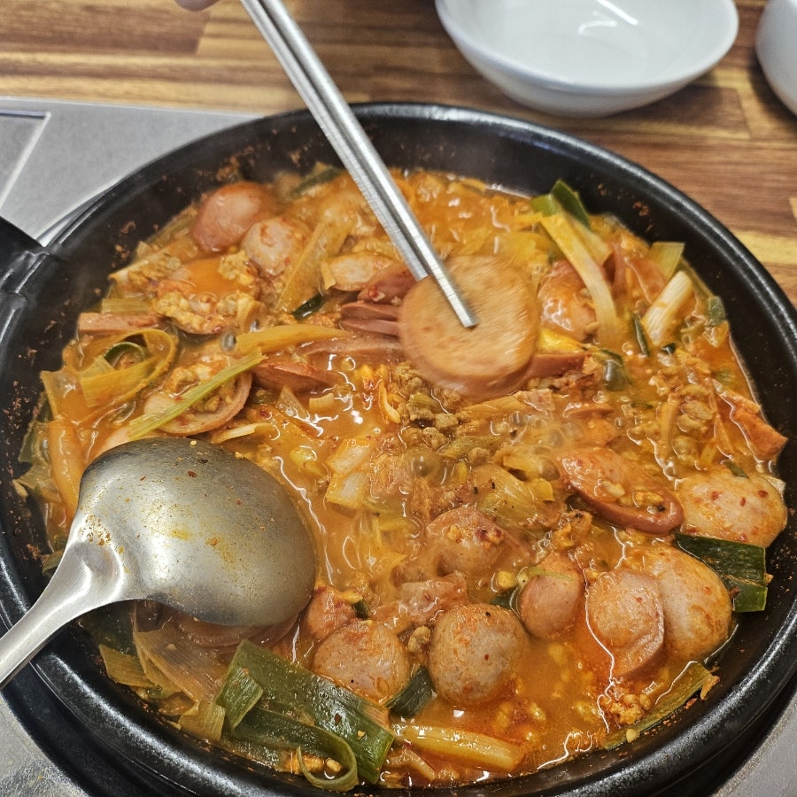 본맛송탄부대찌개 사진 6