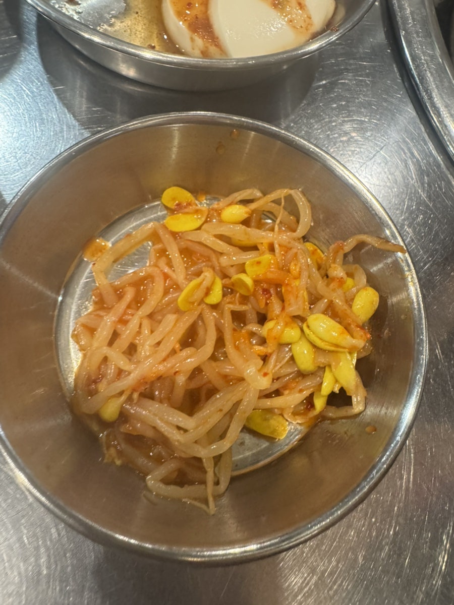 진담식당 남성역점 사진 6