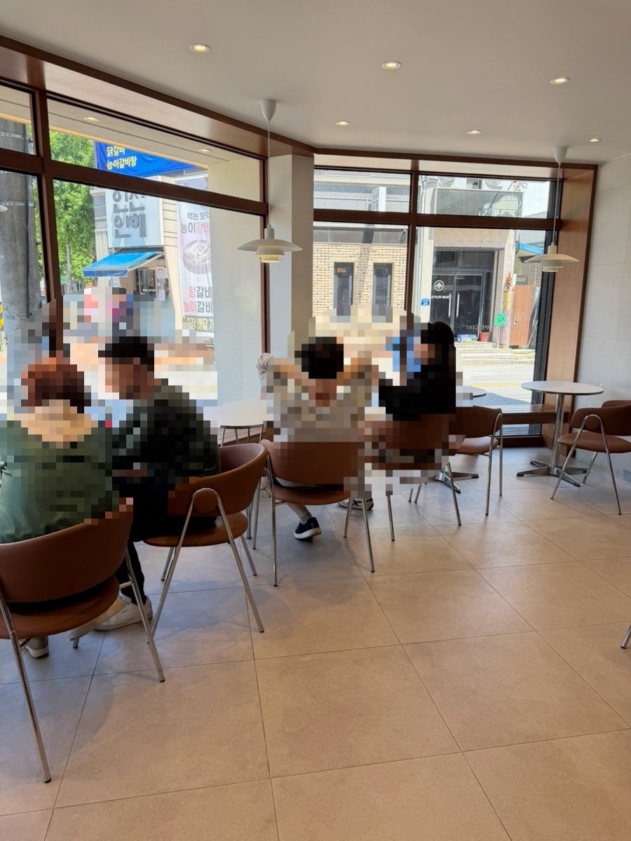 텐퍼센트커피 남원시청점 사진 4