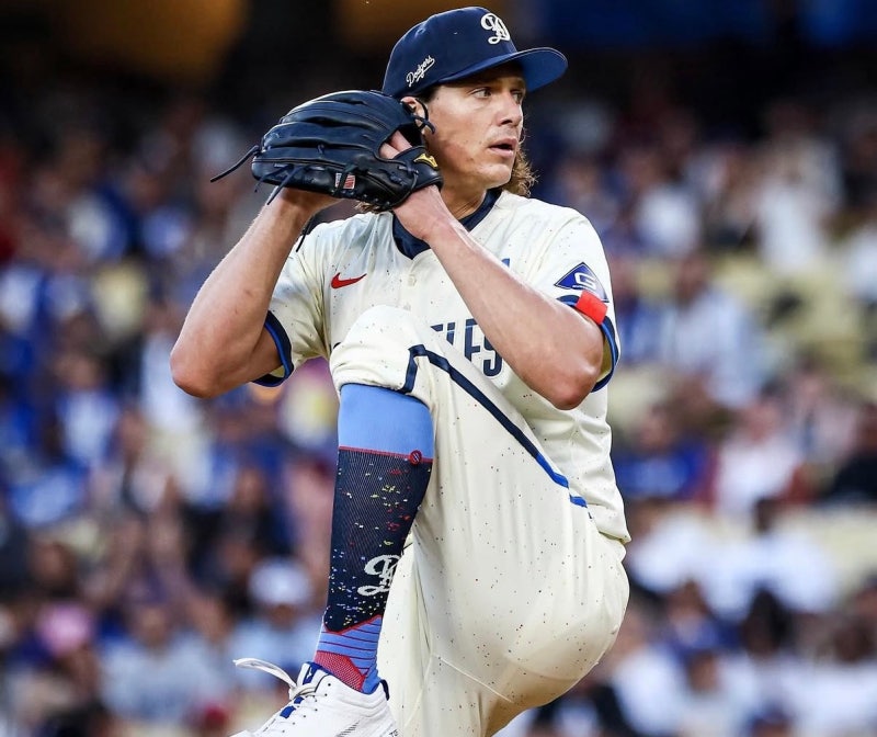 글래스나우 MLB 1000K 신기록 후 허리부상, LA 다저스 선발 비상