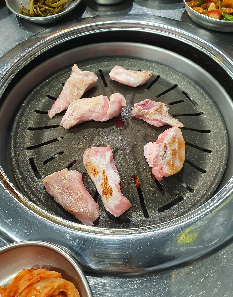 꿀꿀이뒷고기 사진 5