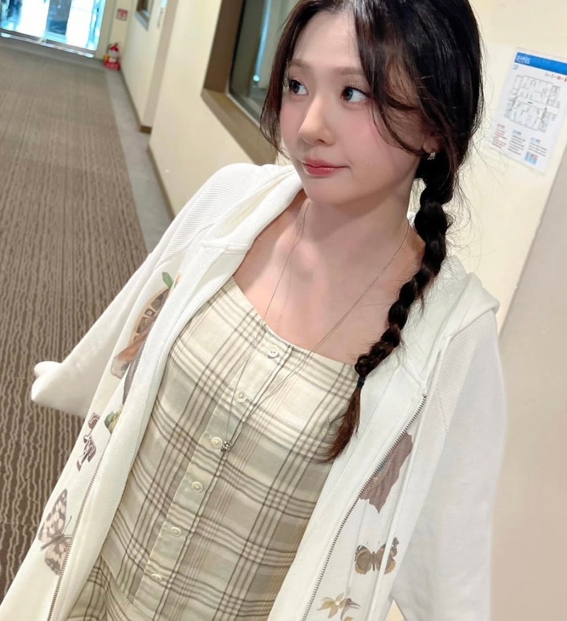 볼빨간사춘기 안지영 프로필 나이 학력 사건사고, 저작권료 수익 계절 통장리프팅