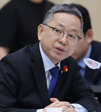 김문수 따까리 발언 논란, 공무원 비하 비판 확산