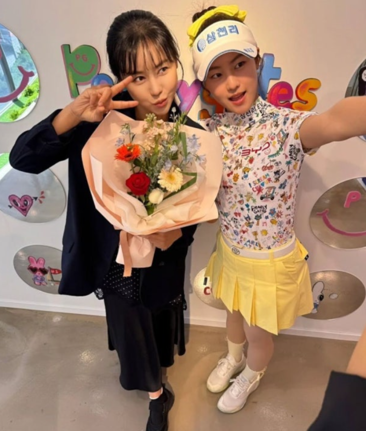   박연수 송지아 골프 투어 근황! 5kg 감량하며 뒷바라지하는 엄마의 진심