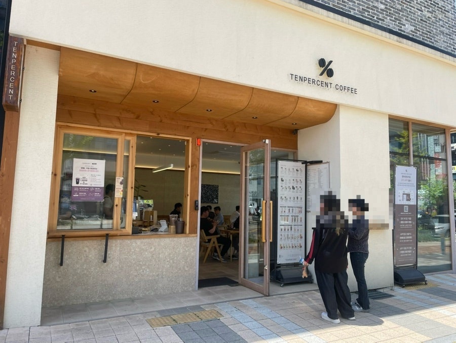 텐퍼센트커피 전주혁신도시점 사진 1