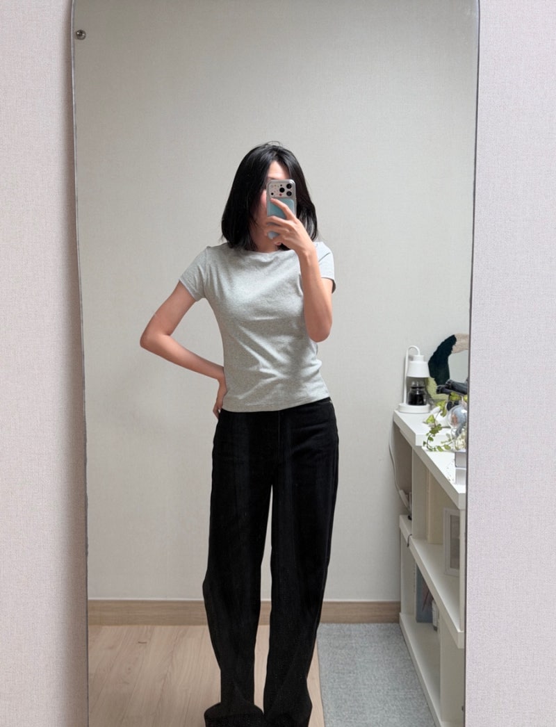 기본이너티 레이어드 하기 좋은 여성 반팔티셔츠 스라보