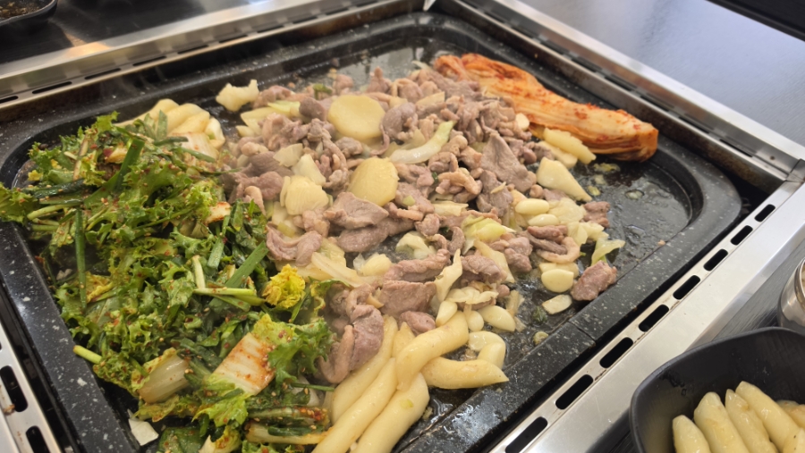 청라돌판더덕오리손두부전문점 사진 2