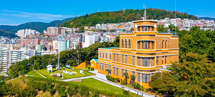  부산 근대건축 투어: 평산옥 맛보고 임시수도기념관까지, 원도심 100년 여행