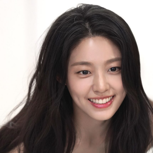 설현 근황 프로필 논란