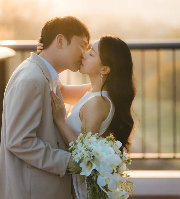 '결혼 발표하자마자' <b>박은영</b>, 훈남 예비<b>남편</b> 공개...로맨틱... 