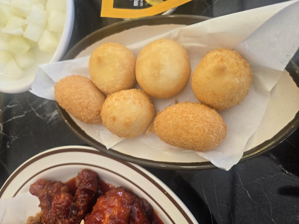 BBQ 경산무학점 사진 6