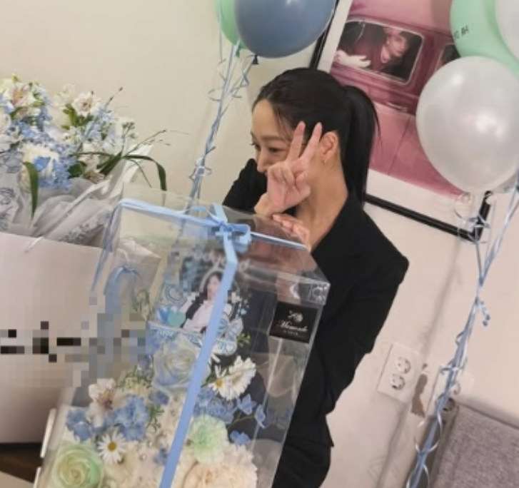 “출산 3개월 맞아?”…조보아, 올백 머리에도 감탄 나온 근황 공개
