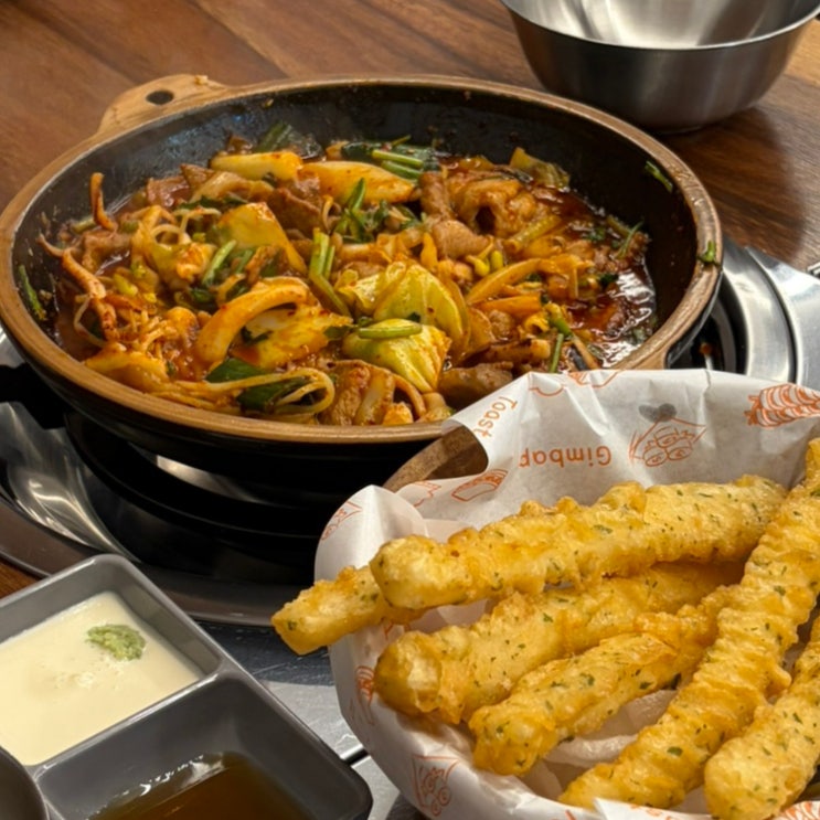  대전현대아울렛맛집 대전야구중계맛집 탱글탱글 신선한 오징어가 가득 들어간 대청얼큰오징어찌개 관평점
