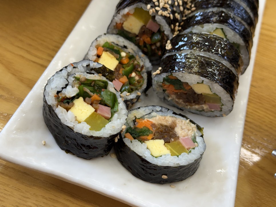지화자김밥 사진 1