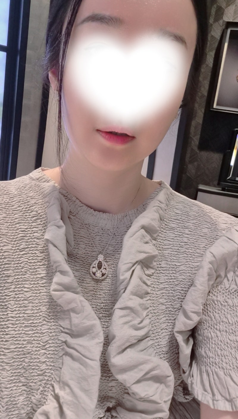 반클리프아펠 스노우플레이크 하이주얼리 착샷후기-김건희목걸이vca