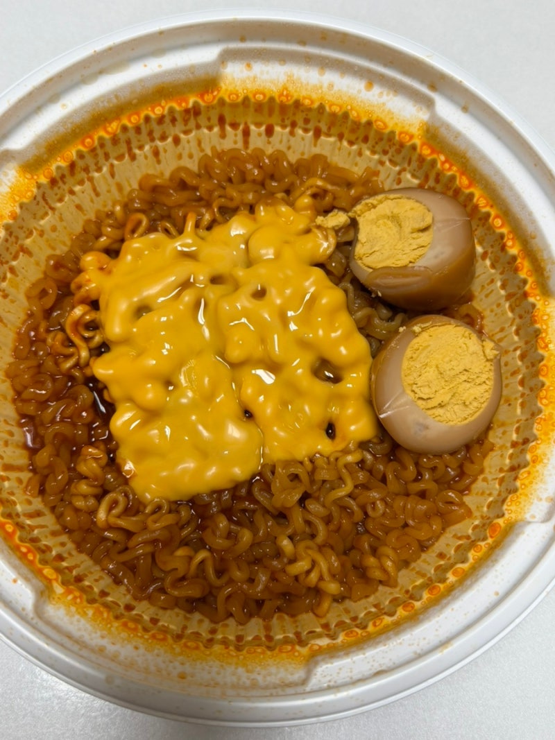 SNS 열풍 팔도 “왕뚜껑 국물 라볶이” 컵라면 인스타 트위터에서 핫한10배 더 맛있게 먹는 법....