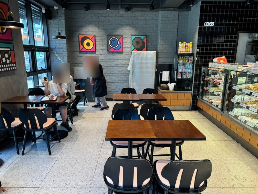 홀리앤졸리 커피앤 도넛 포항양학점 사진 3