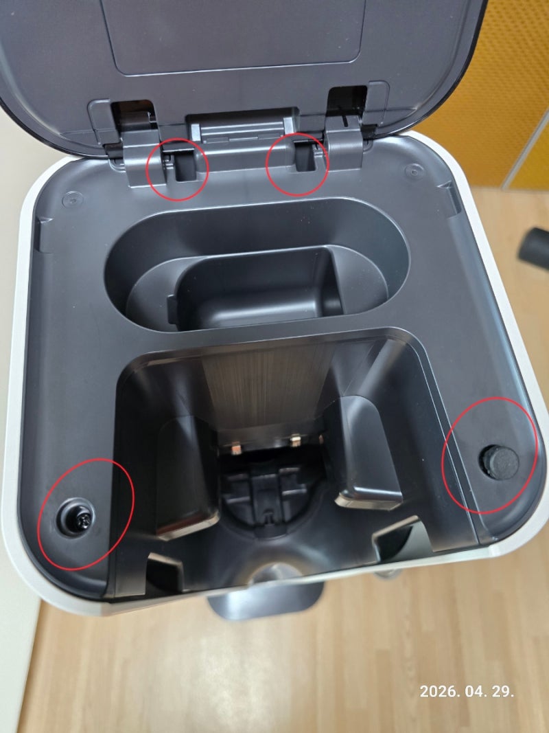 엘지 코드제로 A9S 청소기 타워 오류를 셀프로 고치려고 시도해보자.