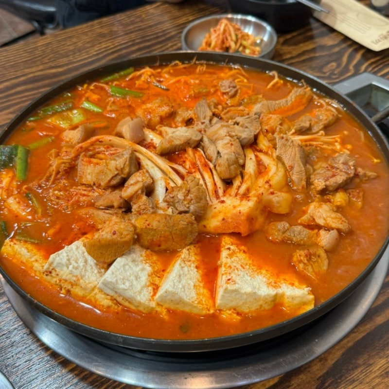 대전 현지인 점심 한식 추천 쫄데기 김치전골 대흥동쫄데기