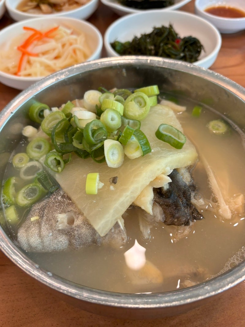 부산 해운대 달맞이길 맛집 해운대기와집대구탕 내돈내산 가격 주차 후기