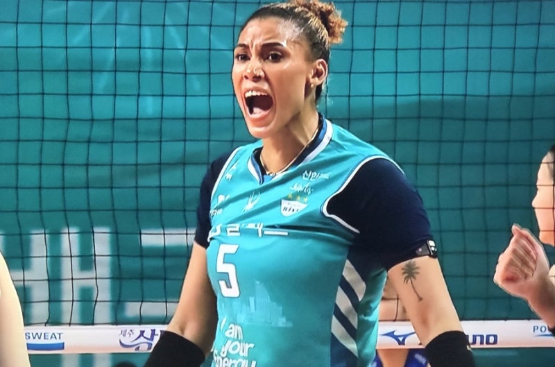 여자 프로배구 GS칼텍스 특급 용병 지젤 실바의 선택과 결정