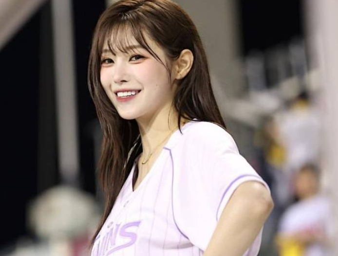LG 트윈스 김시은 치어리더, 2026 잠실의 새로운 아이콘이 된 3가지 결정적 이유