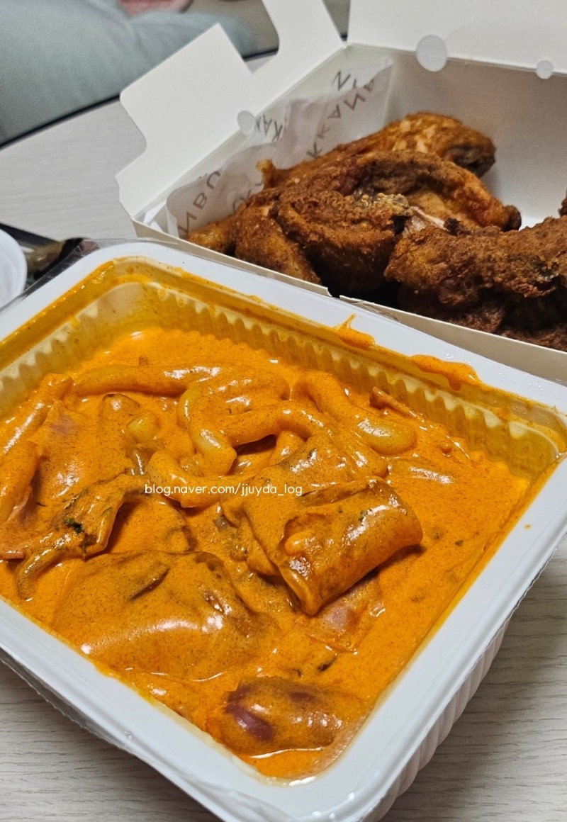 배떡 1위 메뉴 ✔️로제 떡볶이(누들 떡, 중국 당면 추가) 보통맛 맵기는?!