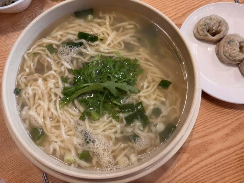 부산 대연동 맛집 웨이팅 유명한 공원칼국수 직접 먹어본 솔직후기｜부산문화회관 근처 칼....