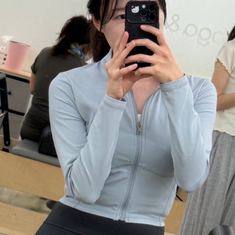 안다르 크롭 집업 필라테스복 상의 아울렛 세일 득템