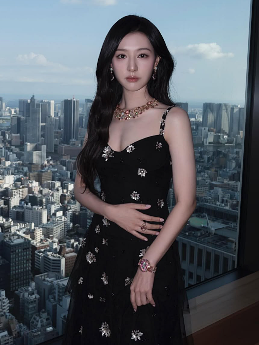 「是不是瘦太多了？」金智媛骨瘦如柴，美麗近況引發話題