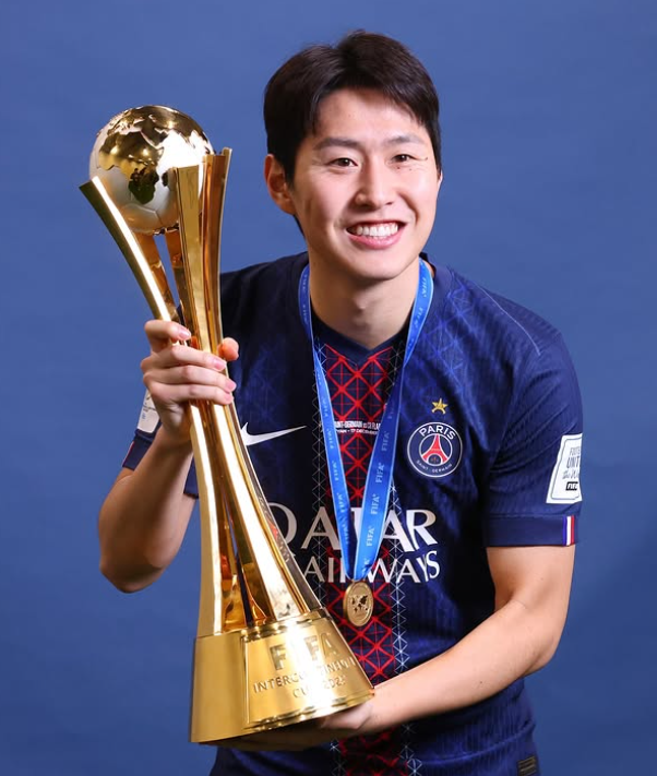 “박지성 넘는다!” 이강인, 한국 축구 새 역사 눈앞…AI도 PSG 우승 예측했다