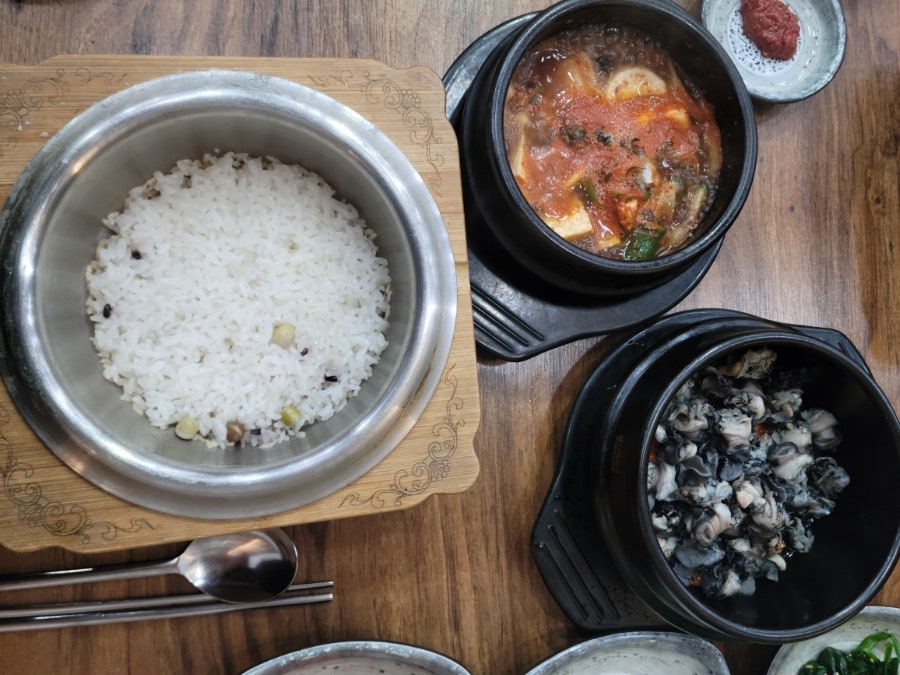 논두렁 우렁쌈밥전문점 본점 사진 6