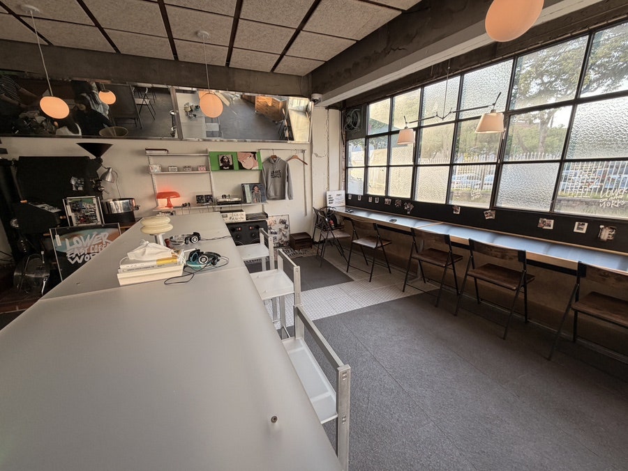 로어이스트커피웍스 사진 4