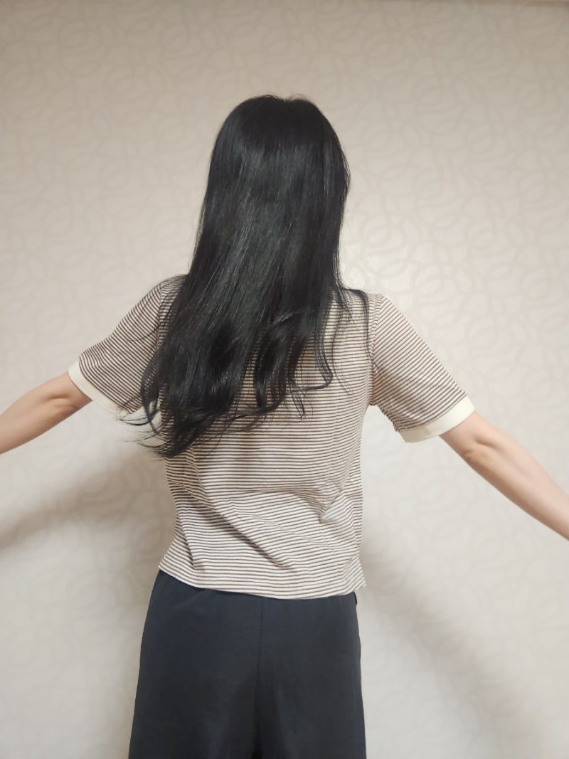 클레이스 베이직 고급진 면혼방 여성 골프웨어 스트라이프 반팔 카라 티셔츠
