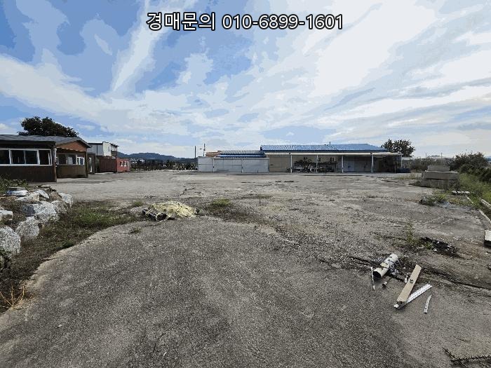  충주호 개발축의 핵심! 충북 충주시 동량면 용교리 732평 대형 토지 경매, 1회 유찰로 가격까지 완벽한 지금이 기회! 2025타경2060