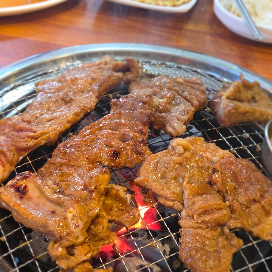 명장숯불갈비 사진 5