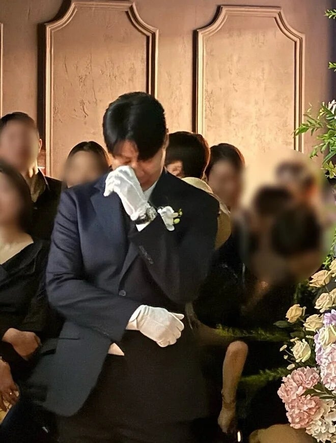 "10년을 따라다녔다"… 띠동갑 가수와 결국 결혼한 흑백요리사 셰프 큰딸