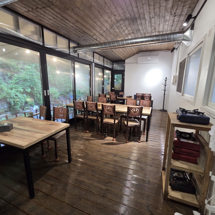 동춘횟집 사진 6