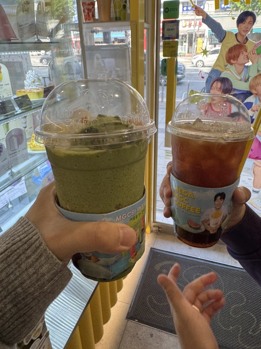 메가MGC커피 원종중앙점 사진 1