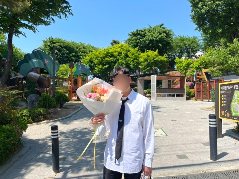 여자가먼저하는프로포즈 남자선물 프라다넥타이 아이폰 현금